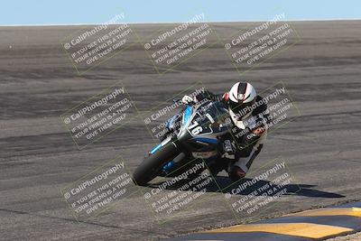media/Mar-24-2025-Moto Forza (Mon) [[57ce5c5cff]]/1-Advanced Group/Session 2 (Bowl)/
